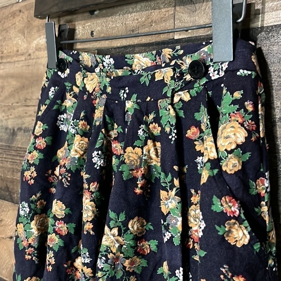 Barclay Beautiful a Line Square Wrap Floral Vintage XS Skirt with Pockets - Picture 3 of 6